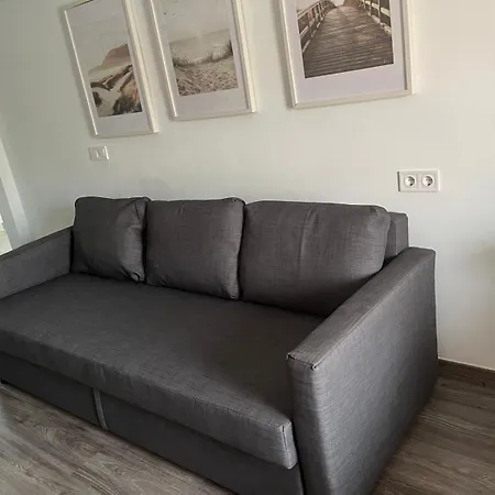 Modern Apartment *